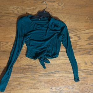 Green long sleeve crop top